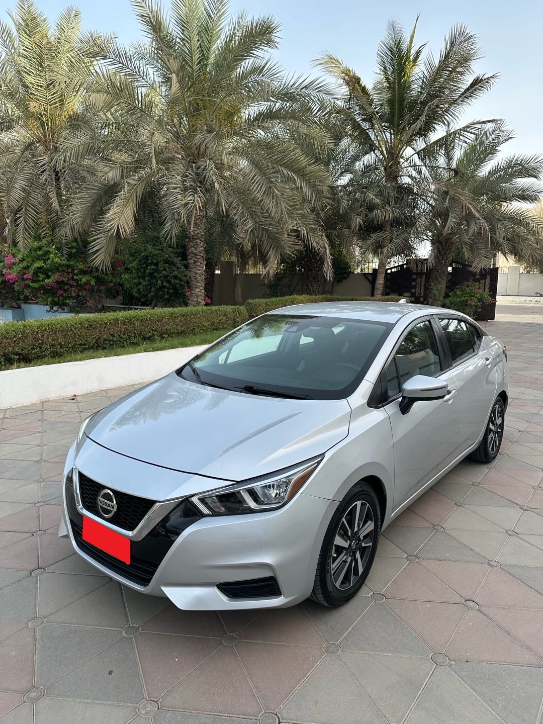 استئجار نيسان فيرسا 2023